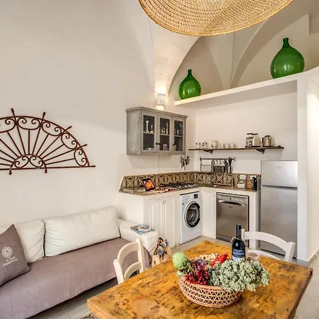 Apartman Storie E Affreschi - Le Di Valentina Gallipoli